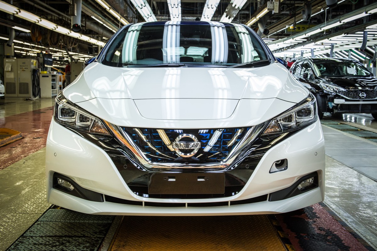 426201817_nissan_fuses_pioneering_electric_innovation_and_propilot_technology_to.jpg