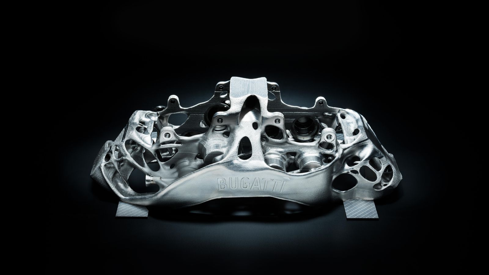 Fotogalerie Bugatti 3D tisk brzdovy trmen prvni foto 2018