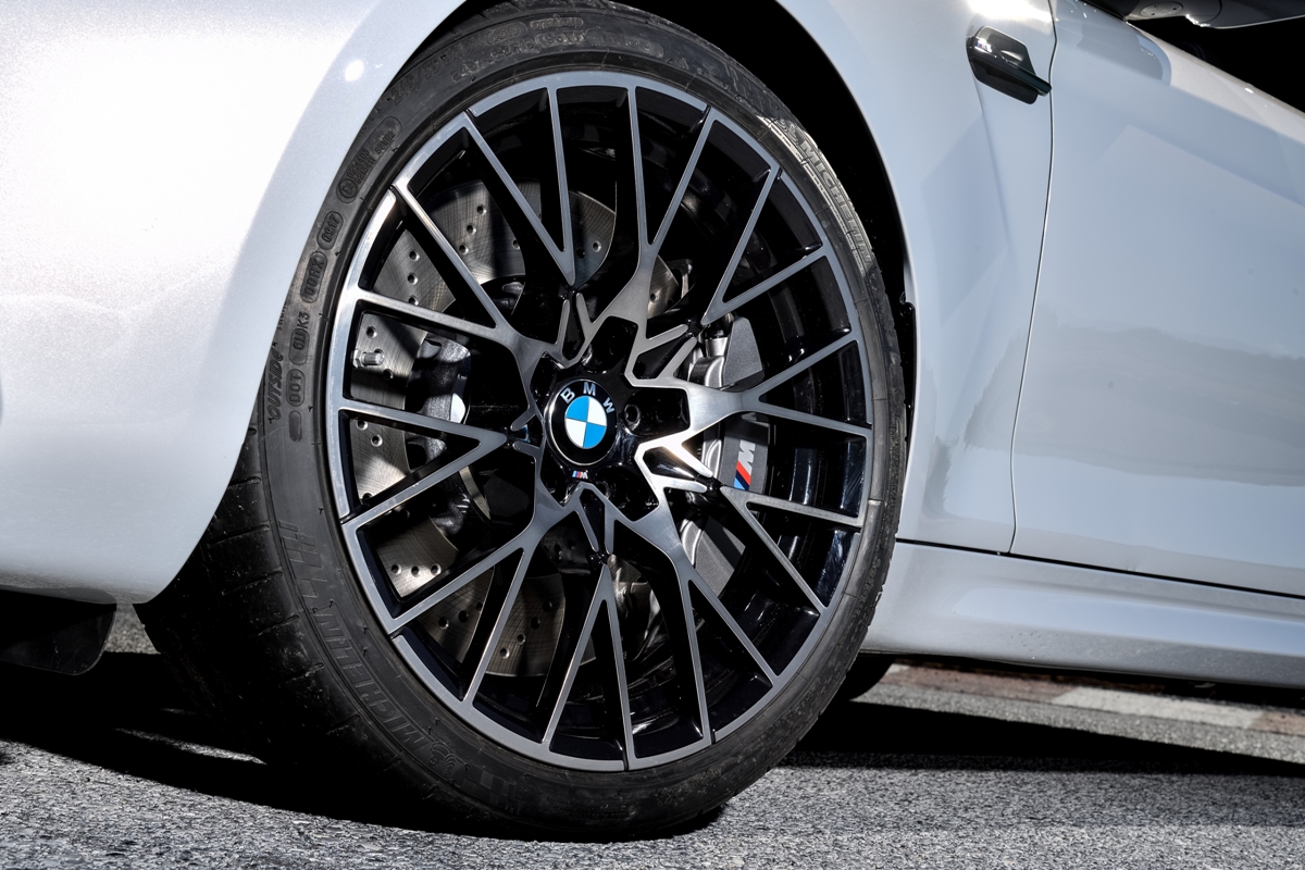 p90298674_highres_the-new-bmw-m2-compe.jpg