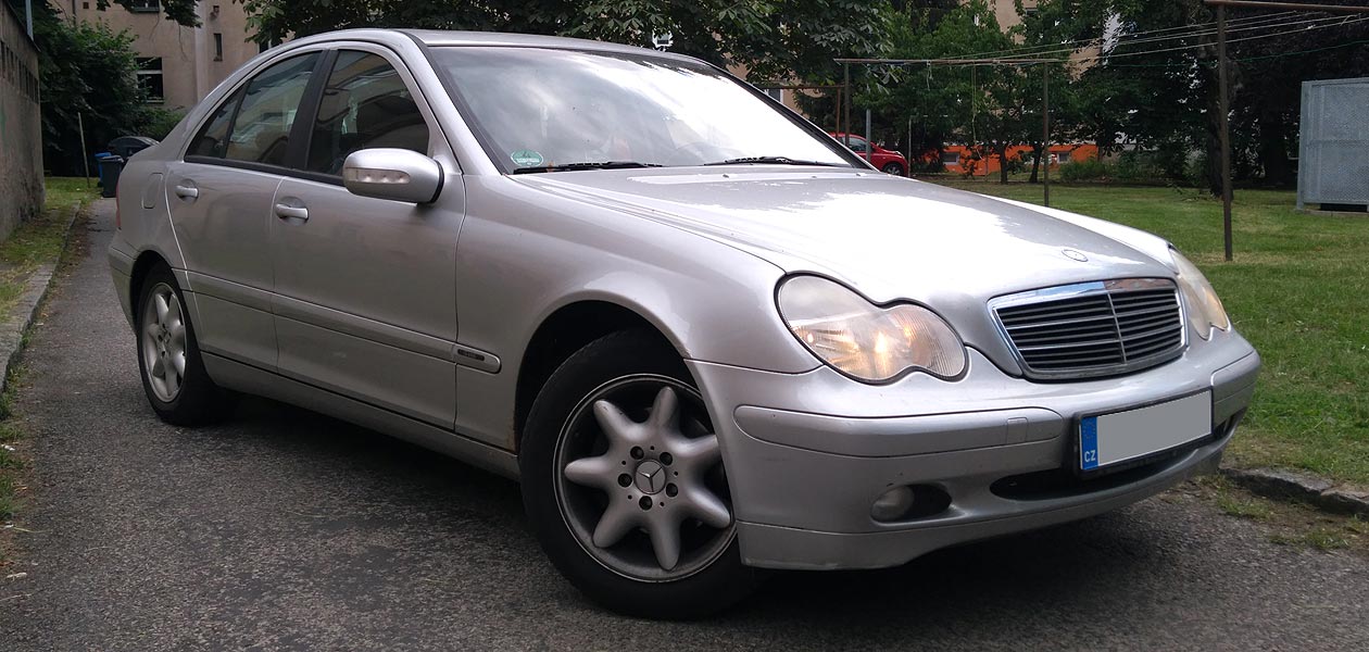 Mercedes-Benz Třídy C (2000 – 2007): Elegán Nestárne - Autoweb.cz