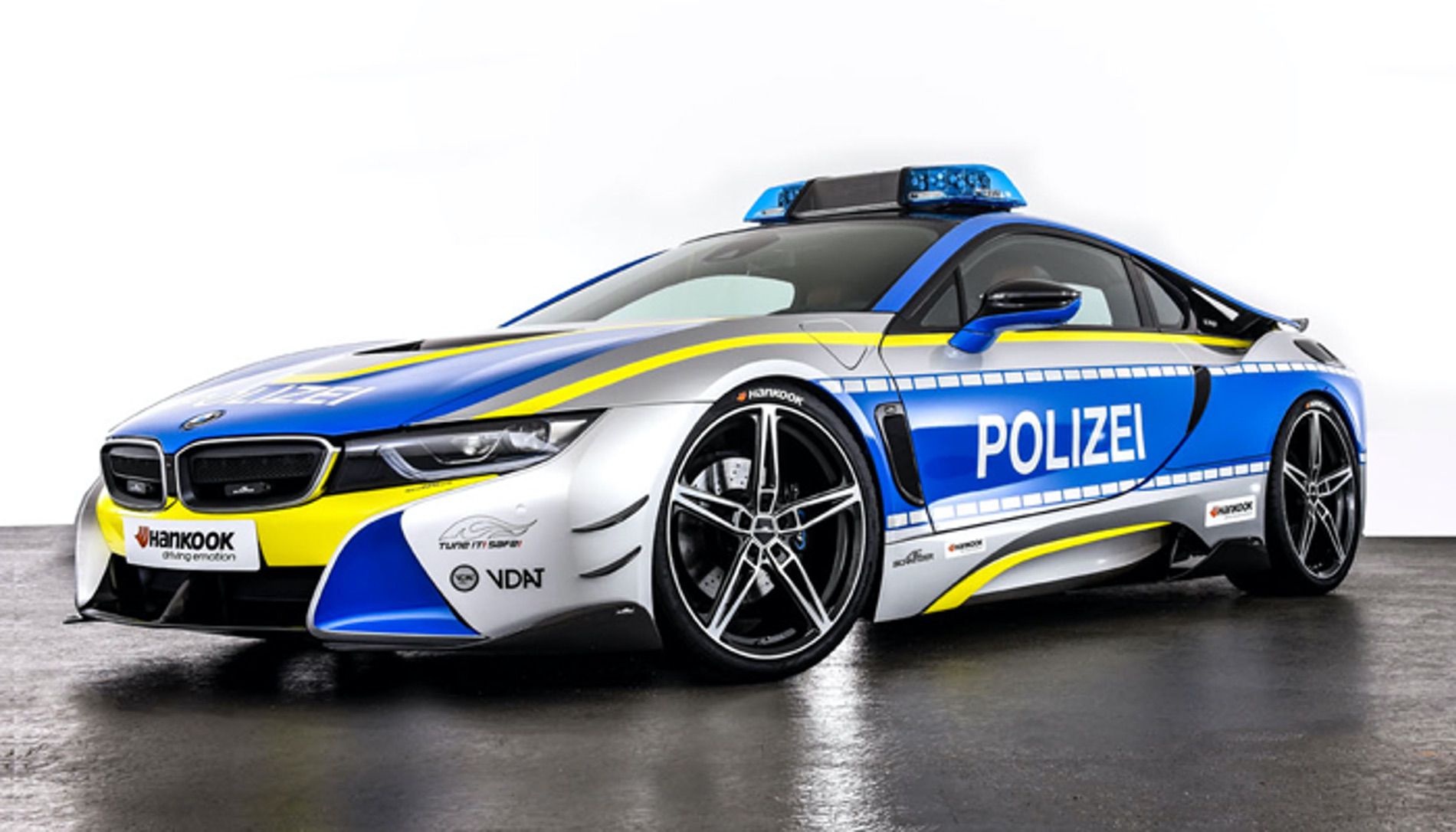 BMW i8 německé policie