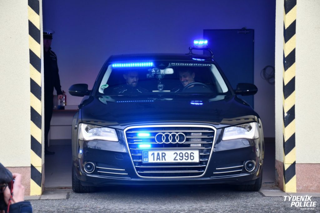 Audi A8 pro dálniční policii