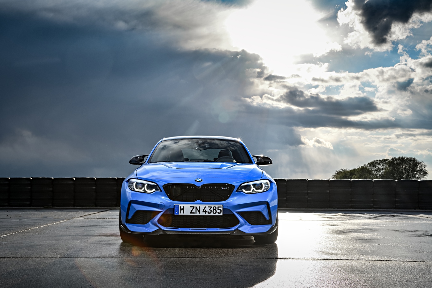 p90374180_highres_the-all-new-bmw-m2-c.jpg
