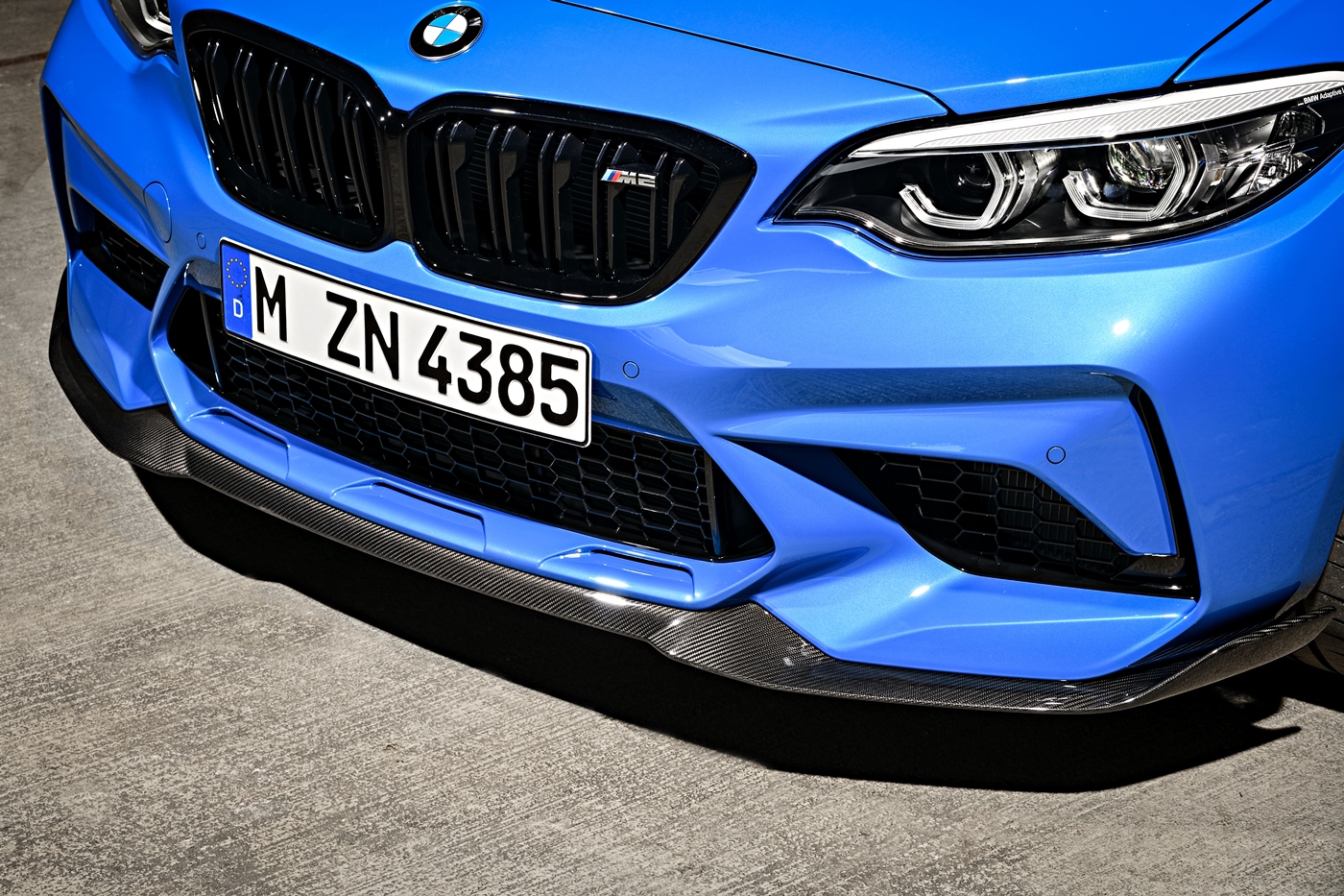 p90374216_highres_the-all-new-bmw-m2-c.jpg