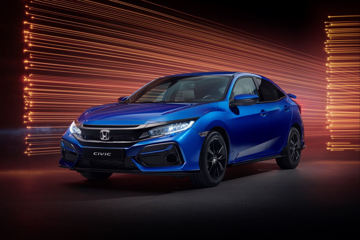 199072_new_honda_civic_sport_line_delivers_type_r-inspired_styling.jpg
