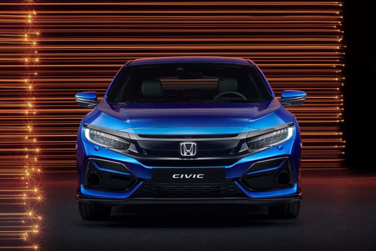 199074_new_honda_civic_sport_line_delivers_type_r-inspired_styling.jpg