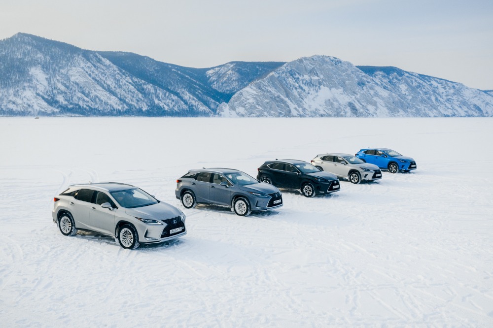 Lexus na Bajkalu