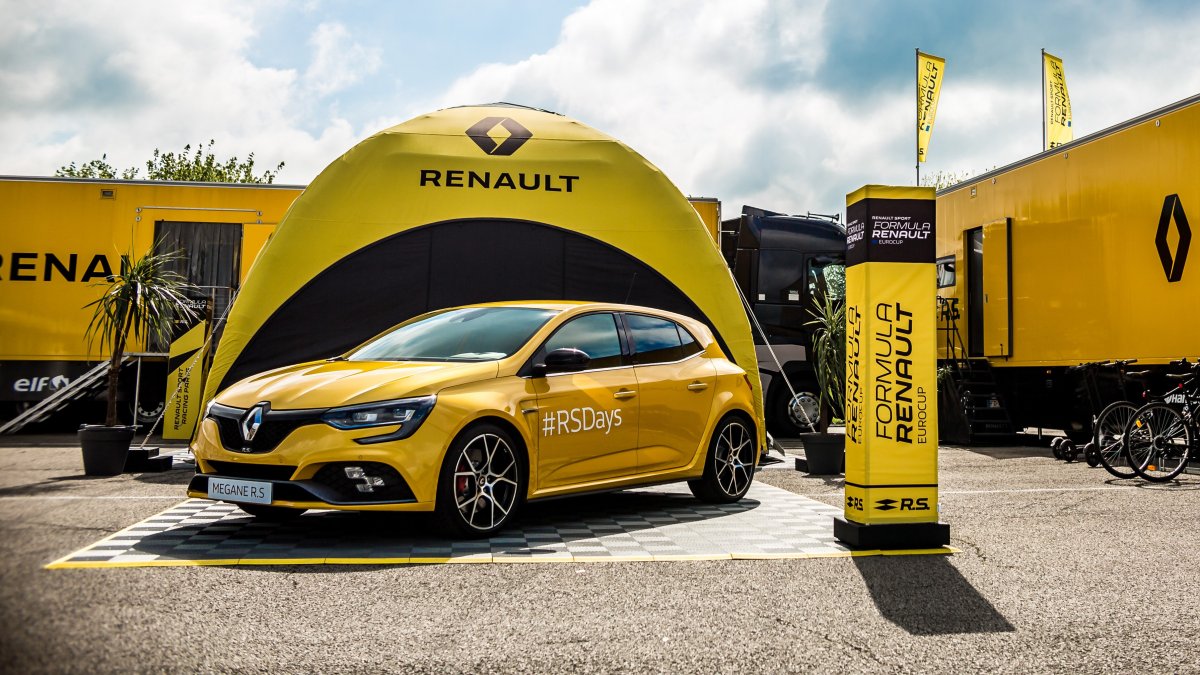 Renault zakládá sociální platformu pro fanoušky ostrých modelů Renault Sport