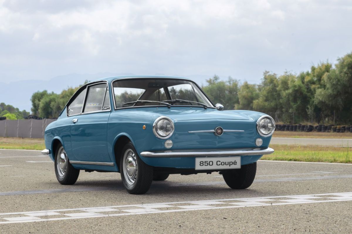seat-850-coupe-1-small.jpg