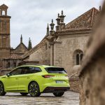 Test Škoda Enyaq RS iV pohledem ženy: Brutální síla v SUV karoserii (první jízdní dojmy)
