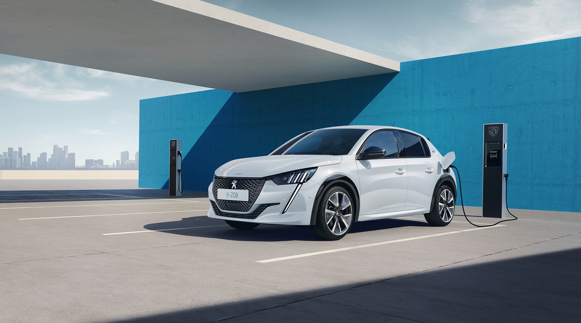 Peugeot v roce 2022 ovládl trh malých elektromobilů, do roku 2030 chce být největší elektrickou značkou v Evropě
