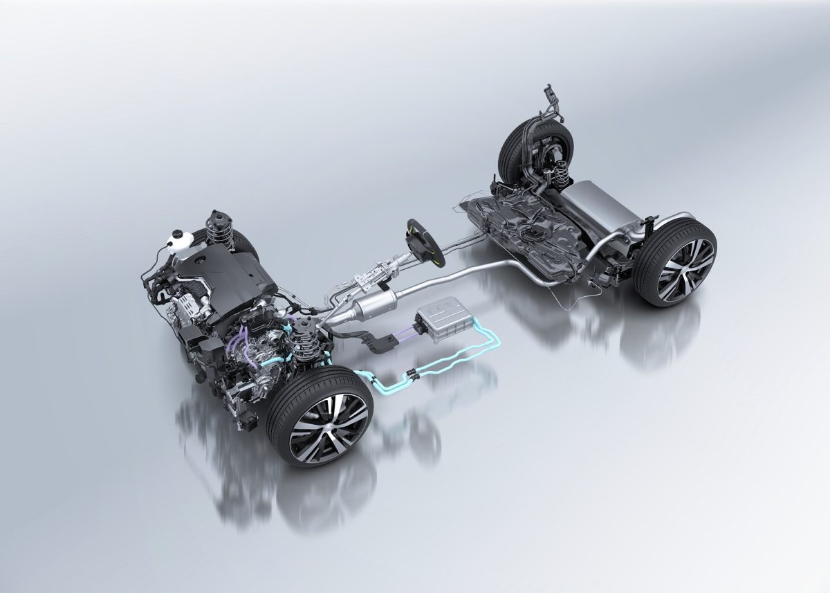 Peugeot končí se svým benzínovým tříválcem. Nahradí ho mildhybrid.