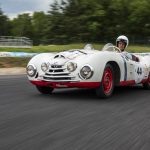 Retro: Za volantem Škodovky, která v roce 1950 závodila v Le Mans, se řidič opravdu nenudí