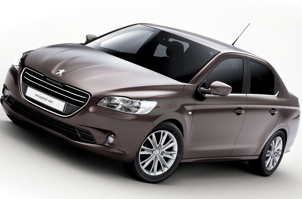 Pamatujete na Peugeot 301? Na trhu se pohybuje už od roku 2012 a jeho cena stále lehce překračuje 100 000 Kč